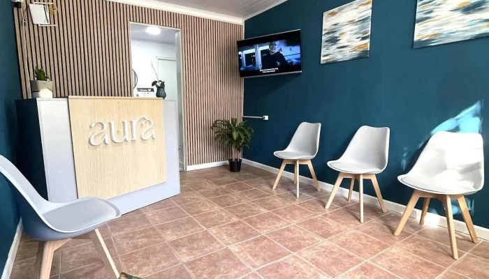 Aura Clinica Dental Del Propietario - Libertad