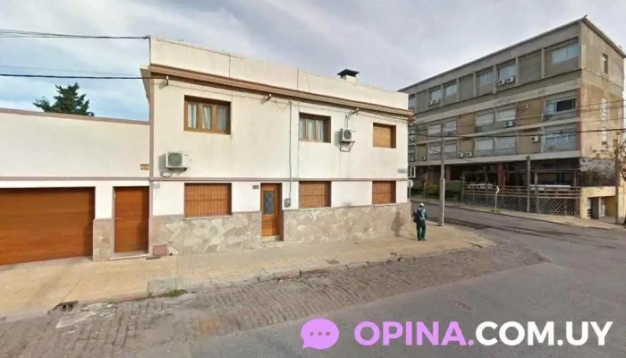 Automóvil Club del Uruguay - 33000 Treinta Y Tres