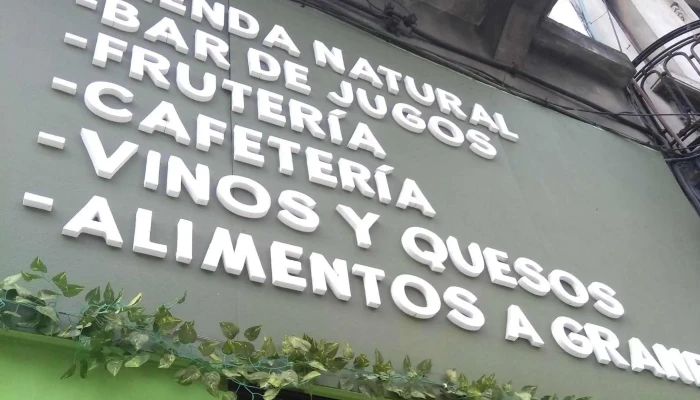 Avocado:  Comentario 8 - Cafetería