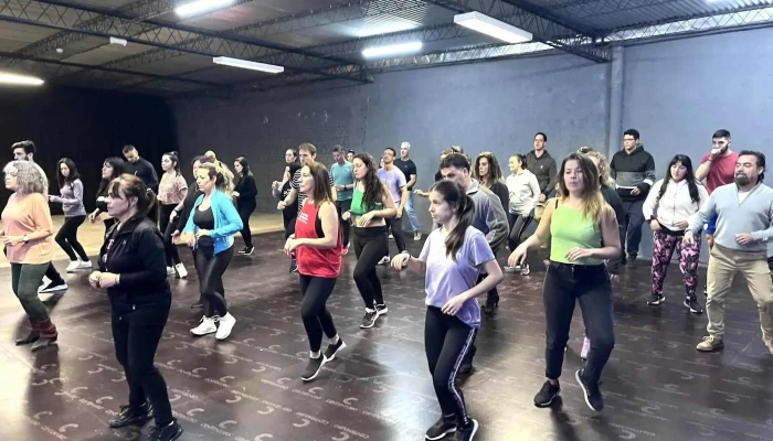 Ayd Academia De Baile Danza - Montevideo