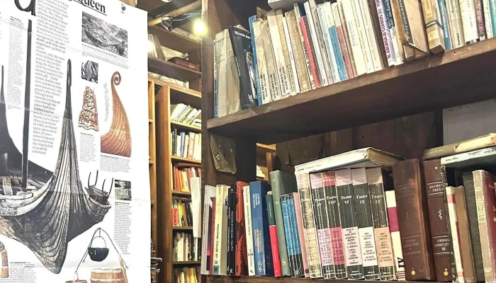 Babilonia Libros -  Horario - Montevideo