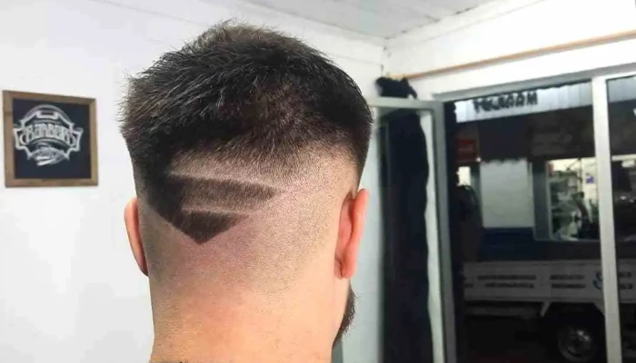 Bajo Barber - 94000 Florida