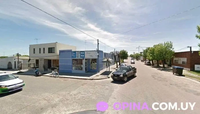 Banco República - 70800 Ombúes De Lavalle