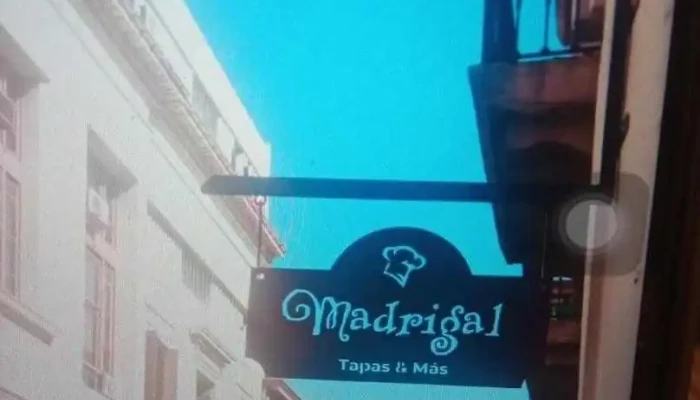 Bar Madrigal:  Del Propietario - Bar