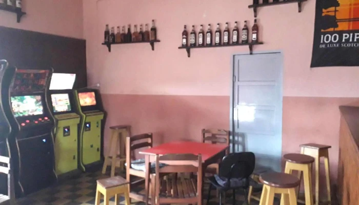 Bar Menendez:  Todo - Bar