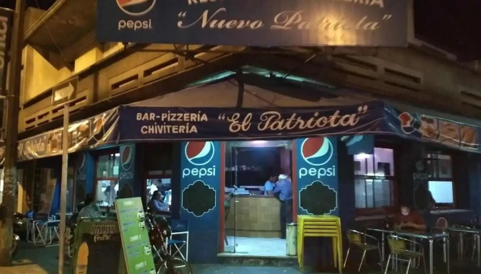 Bar:  Pizzeria Chiviteria El Patriota Las Piedras