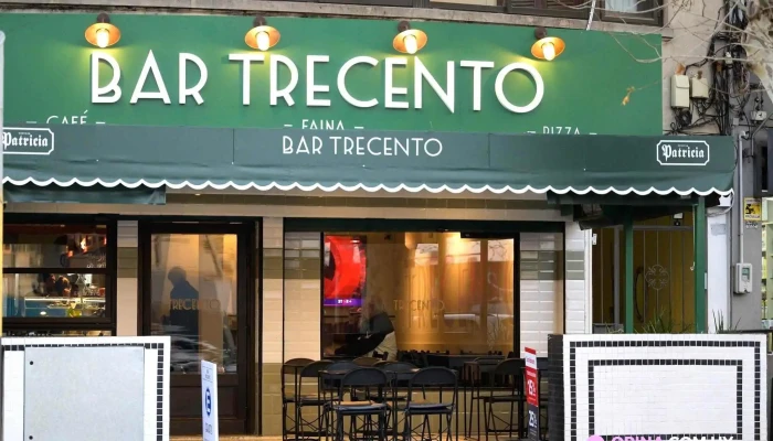 Bar Trecento:  Todo - Bar restaurante