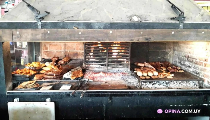 Bar Y Parrillada La Rural San Jacinto