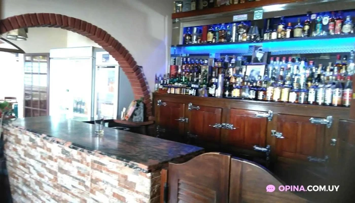 Bar Y Pizzeria Punta De Rieles Montevideo - Bar