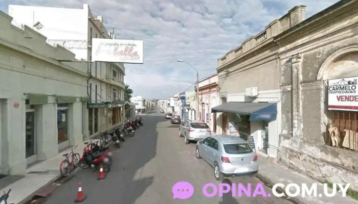 Barberia Cayerek - 70100 Carmelo