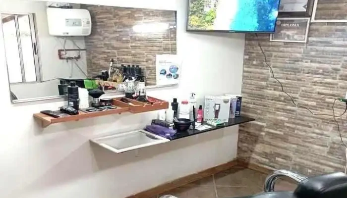 Barberia P/a, (barbero y colorista) - Larrobla 715