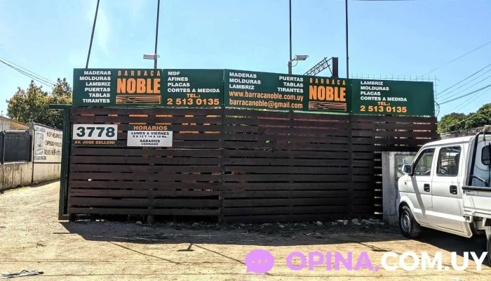 Barraca de maderas Noble - Montevideo