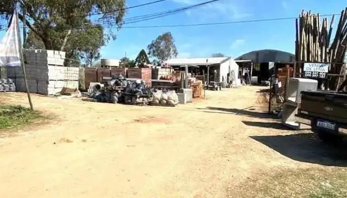 Barraca y Marmolería cerámicas Atlántida - City Golf