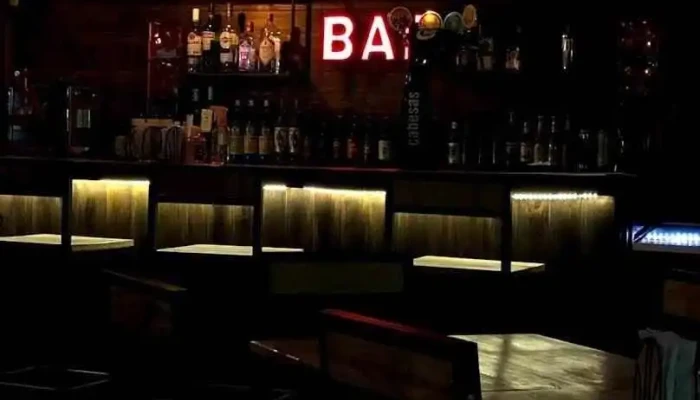 Barracuda Bar:  Ambiente