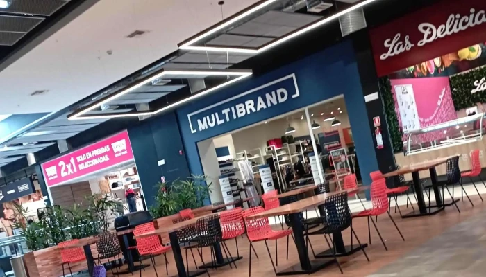 Bas Outlet -  Fotos - Montevideo