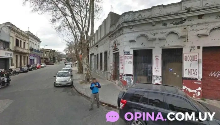 BeeEnglish - Montevideo