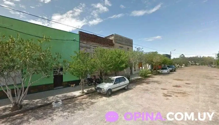 Berrutti barber shop - 45100 Paso De Los Toros