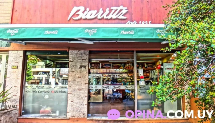 Biarritz, Panadería y Confitería Biarritz - 11300 Montevideo
