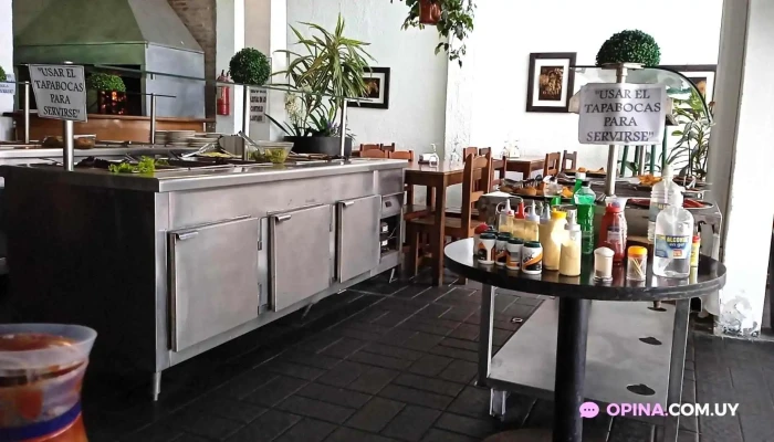 Bien Restaran Piriapolis - Restaurante