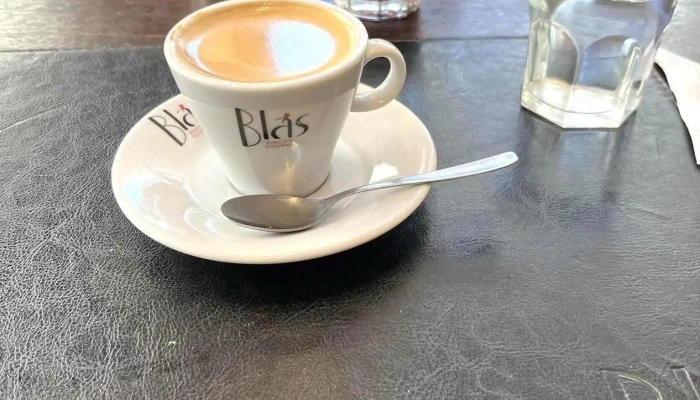 Blas:  Cafe Expreso - Restaurante