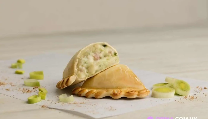 Bocatti Empanadas:  Empanada