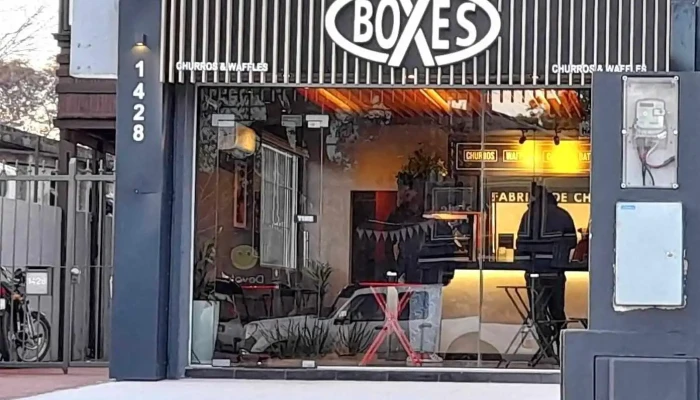 Boxes:  Montevideo - Cafetería