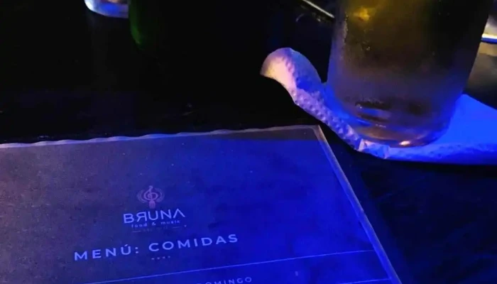 Bruna Resto Pub And Music:  Menu - Pub restaurante