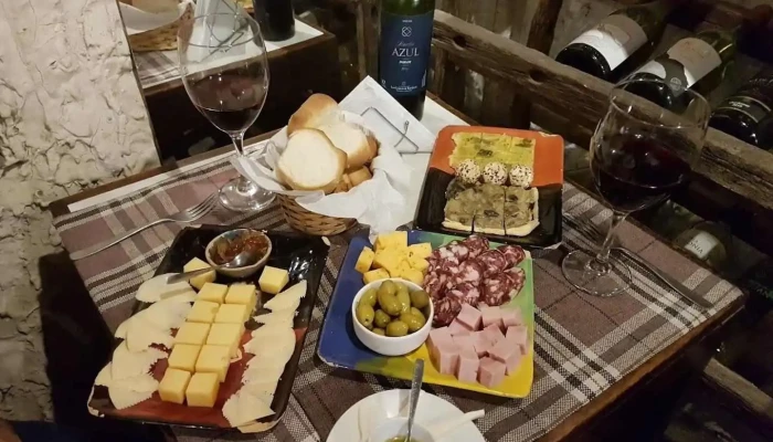 Buen Suspiro:  Picada