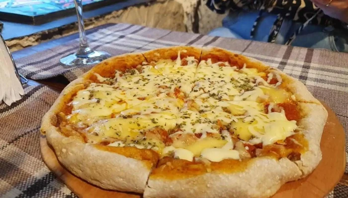 Buen Suspiro:  Pizza - Bar de tapas