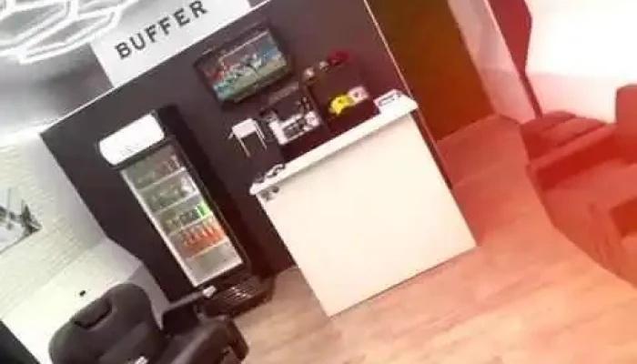 Buffer Barber Studio - 11900 Montevideo