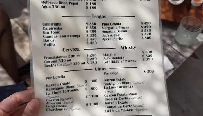 Burdeos:  Menu - Restaurante de comida rápida