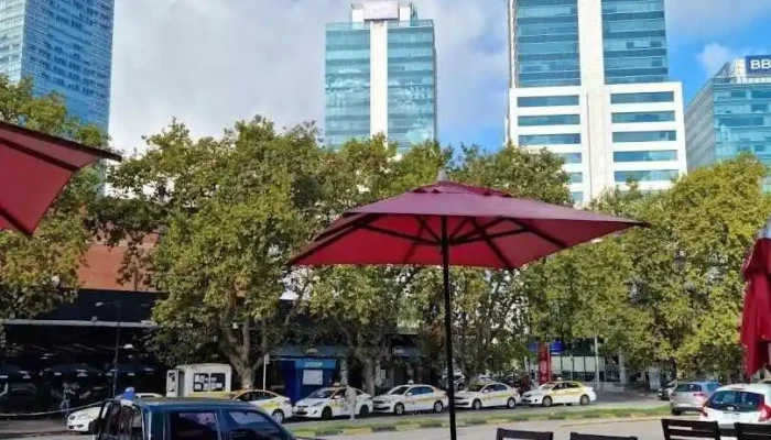 Burger King:  Montevideo - Restaurante de comida rápida