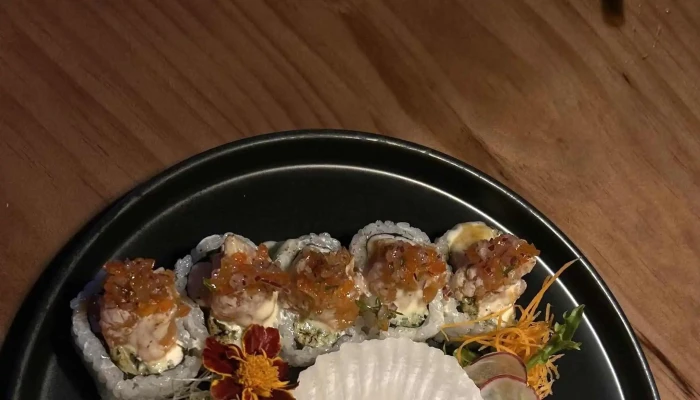 By Mora Sushi Bar:  Comentario 5 - Restaurante de sushi