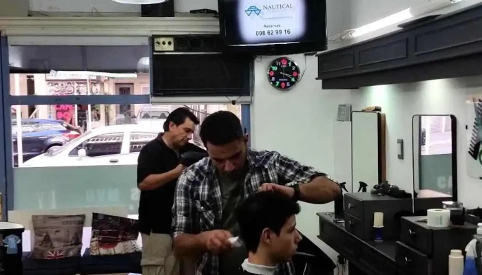 Caballeros Mvd, Charles Oribe - 11300 Montevideo