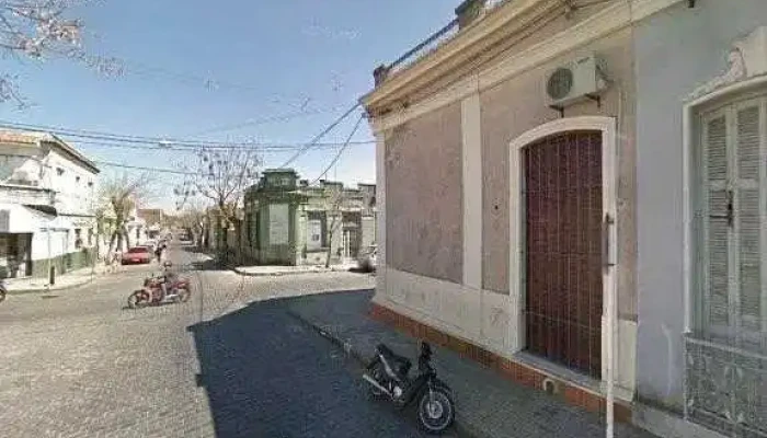 Cabesas Quiosco Mercedes:  Street View Y 360