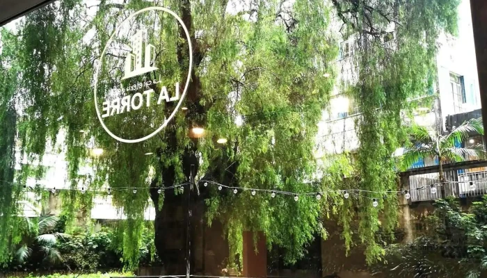 Cafeteria De La Torre Ambiente - Cafetería