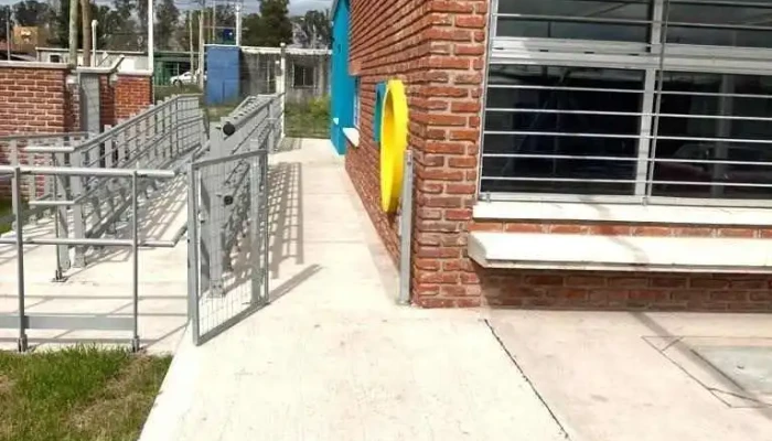 Caif El Arca -  Edificio - Santa Lucía