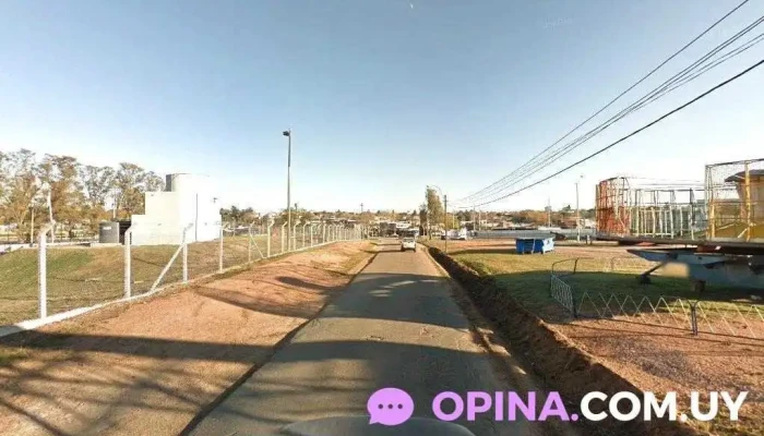 Caif pegado a policlinica - Las Piedras