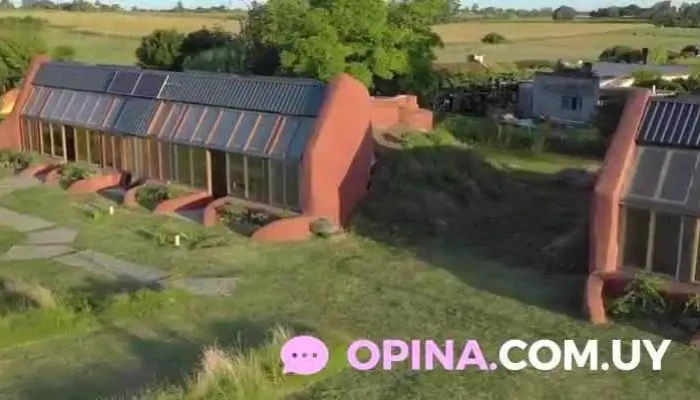 Caliu Earthship Restaurant Y Ecolodge:  Videos - Hotel