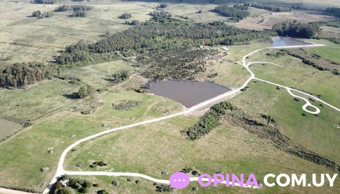 Campus Centro de Formación en Regeneración y Sostenibilidad - Pan De Azúcar