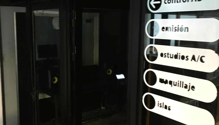 Canal 5 -    Medios Publicos Direccion - Montevideo