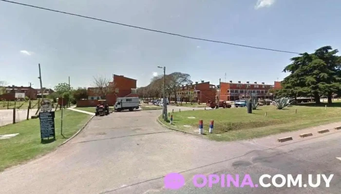 Cancha multipropósito Básquet, Fútbol y Voley - C. 4