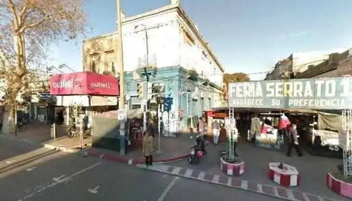 Canillita La Familia Victoria Comentariosdeg - Montevideo