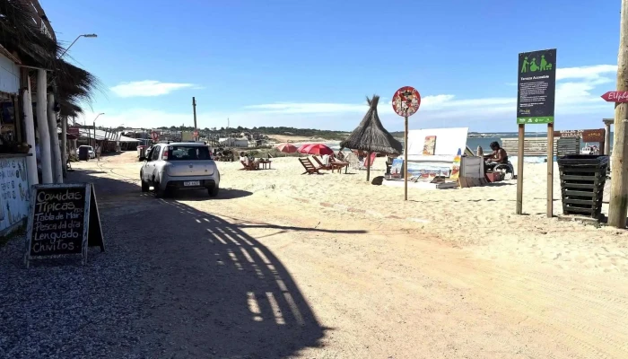 Carolina Peinados - 27102 Puimayen