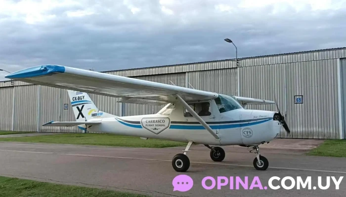 Carrasco Flight School -  Videos - Ciudad de la Costa