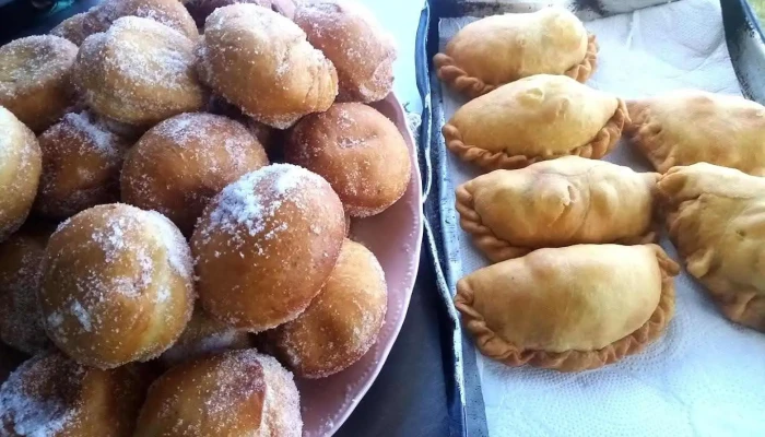 Carrito Del Lavalleja:  Comida Y Bebida