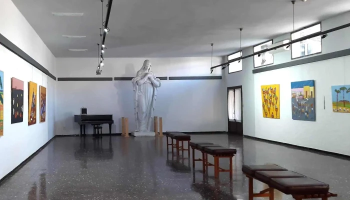 Casa De La Cultura -  Opiniones - Minas