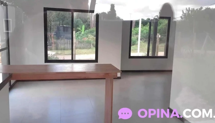 Casas Del Country -  Piriapolis De Los Visitantes - Piriápolis