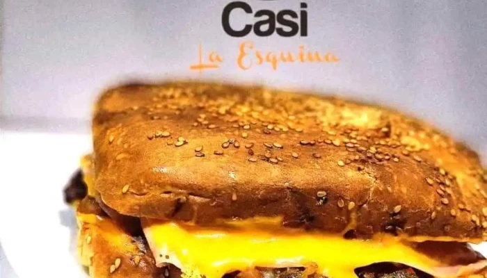 Casi La Esquina:  Hamburguesa