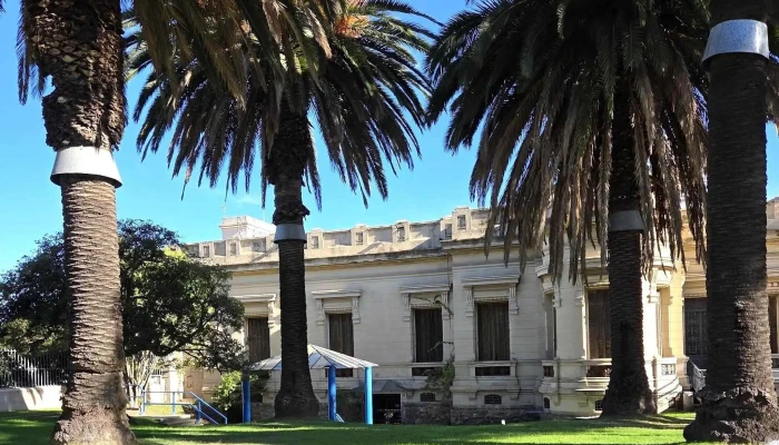 Casona Municipal De Punta Carretas -  Comentarios - Montevideo